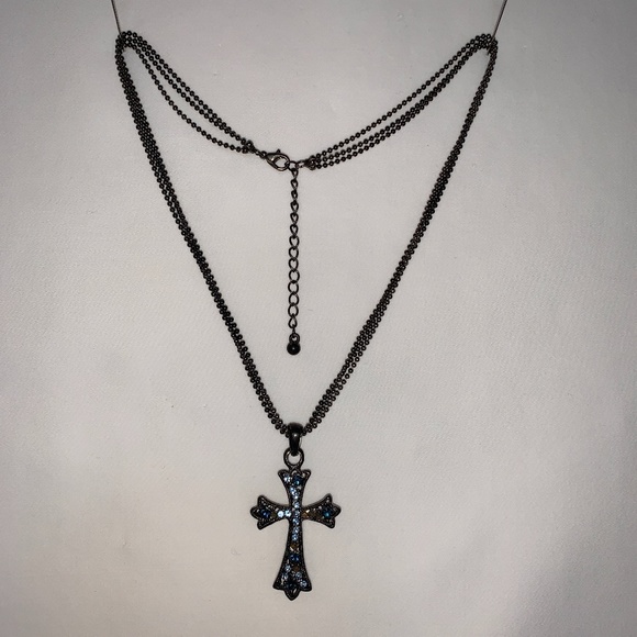 Unknown Jewelry - 3 Chain Necklace w/Rhinestone Cross - 18" Long